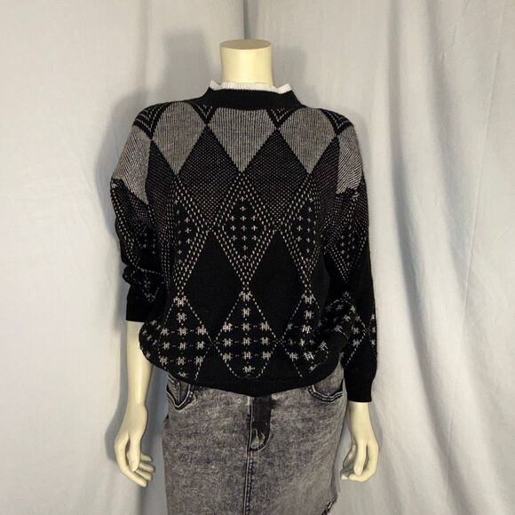Vintage 1980s–1990s Black & Gray Argyle Knit Sweater - Picture 1 of 8